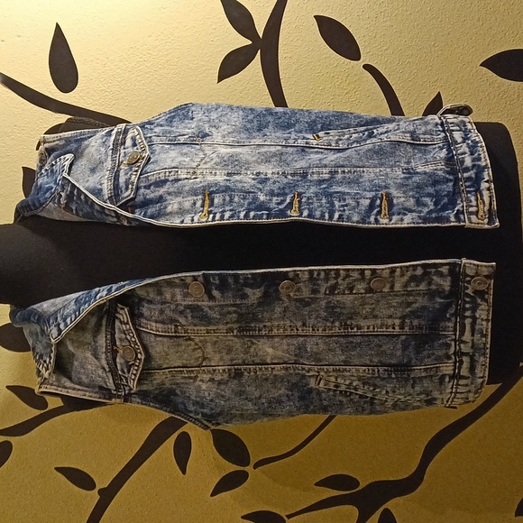 Chiqle Architect Bleached Women’s Denim Vest Size Medium - Picture 1 of 12